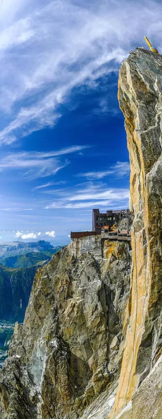 此景只应天上有，此景只应天上有不知何时落凡间