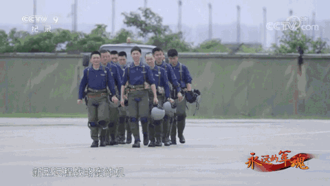 美军研发新轰炸机，我国新型战略轰炸机（美军B-21隐轰正式发布）