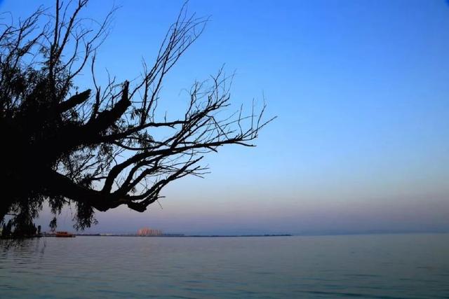 昆明有哪些好玩的旅游景点，云南旅游攻略昆明景点推荐（不去这10个景点相当于白来云南旅游）