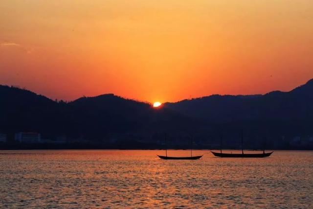 昆明有哪些好玩的旅游景点，云南旅游攻略昆明景点推荐（不去这10个景点相当于白来云南旅游）