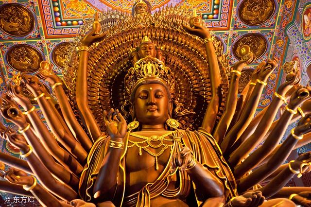 什么是三皈依三皈依的内容，皈依和三皈依有区别吗