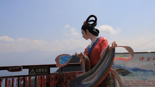 实用型巫山攻略游记，巫山一日游（绝美红叶大片和出游攻略请查收）