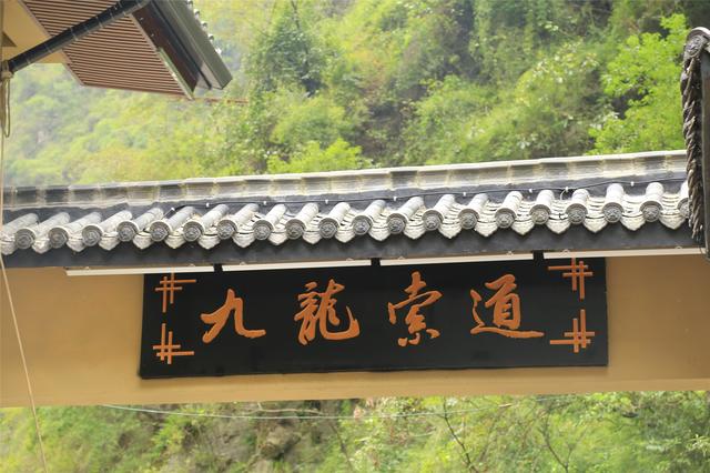 实用型巫山攻略游记，巫山一日游（绝美红叶大片和出游攻略请查收）