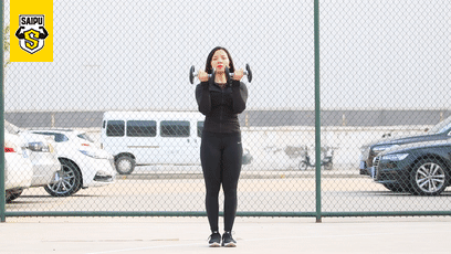 这几个动作让你的肩恢复挺拔，肩窄溜肩怎么改善