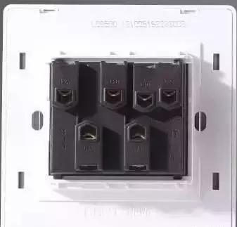 双开单控开关怎么接线，4线双开单控开关怎么接线