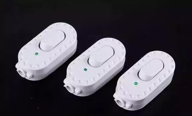 双开单控开关怎么接线，4线双开单控开关怎么接线