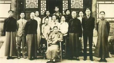 曾国藩现在的后人是谁，孙女嫁给开国元勋