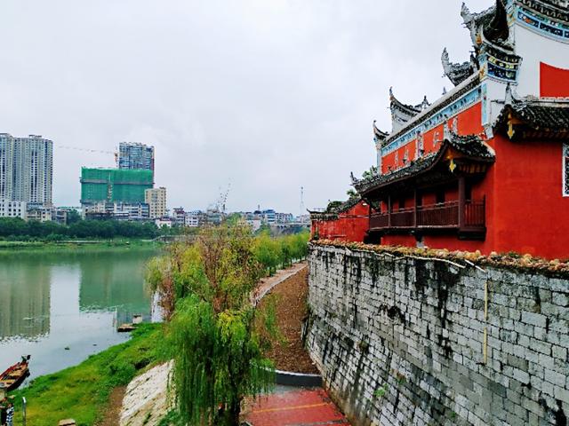 邵阳七孔桥在哪里，邵阳人对沿江桥旁的水府庙有着怎样的回忆呢