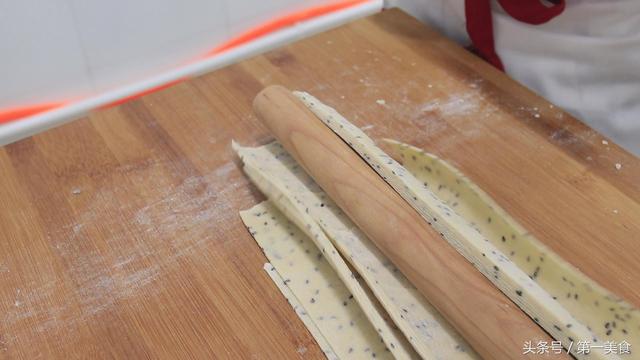 怎样炸麻叶又酥又脆，一碗面粉两个鸡蛋