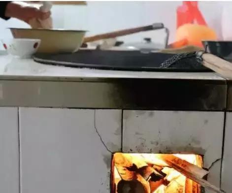 客家特产炸芋圆等，那些全南人“炸”出来的客家美食