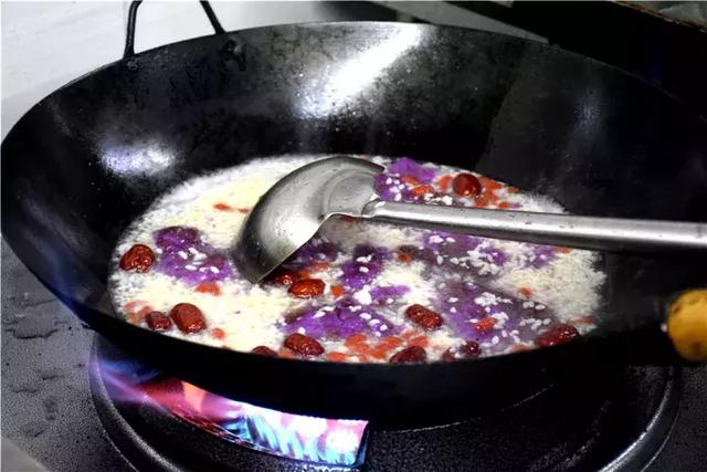 客家特产炸芋圆等，那些全南人“炸”出来的客家美食