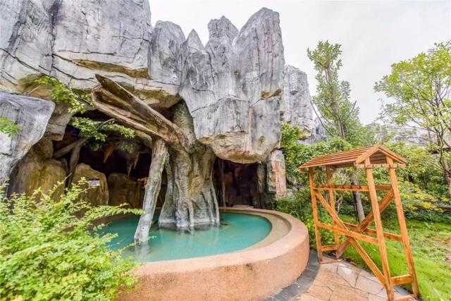 曲尺河温泉度假村，高端大气上档次天然温泉（曲尺河温泉周边有什么玩的）