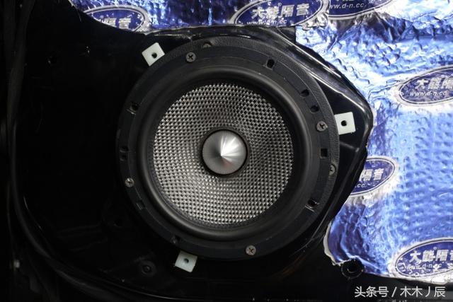 丰田86改装汽车音响——广州车元素音响改装
