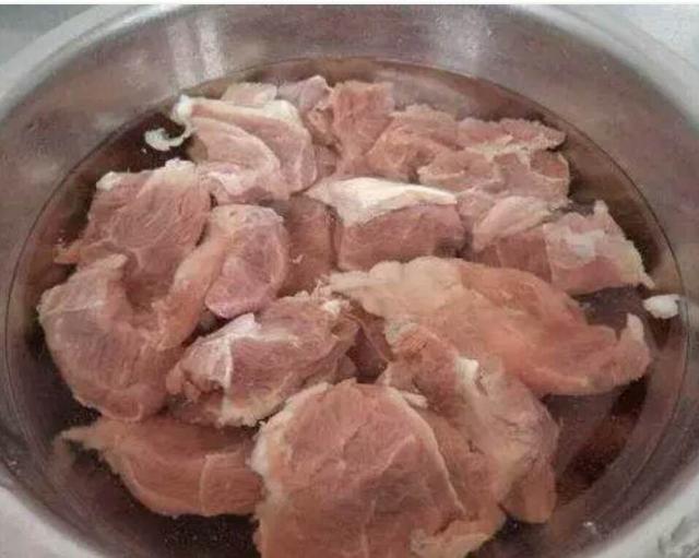 卤牛肉最正宗的做法怎么卤，自己做卤牛肉做好这三步骤