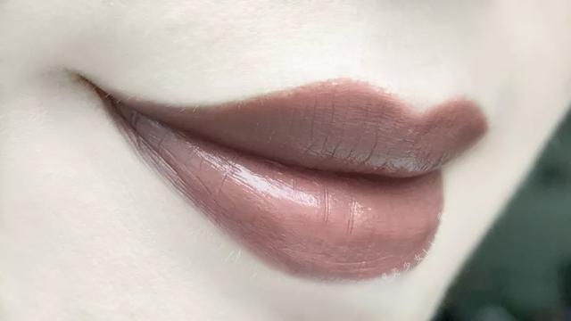 口红试色13支不输大牌的国货口红，就让人特别惊艳的口红