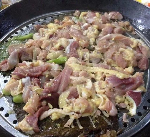 附近美食餐厅推荐表，顺德附近美食餐厅推荐（乐山超好吃的40家美食小站）