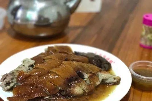 附近美食餐厅推荐表，顺德附近美食餐厅推荐（乐山超好吃的40家美食小站）