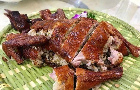 附近美食餐厅推荐表，顺德附近美食餐厅推荐（乐山超好吃的40家美食小站）