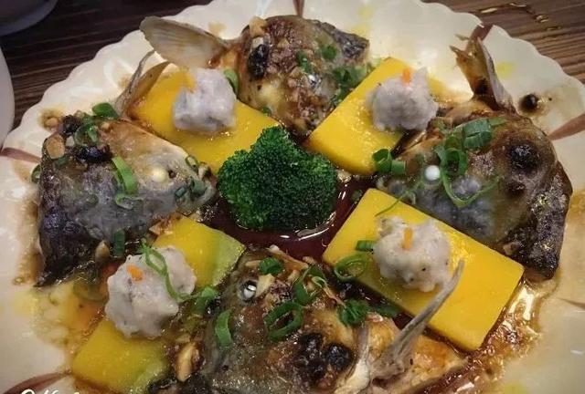 附近美食餐厅推荐表，顺德附近美食餐厅推荐（乐山超好吃的40家美食小站）