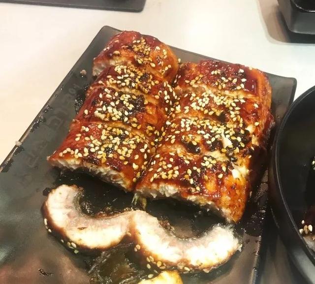附近美食餐厅推荐表，顺德附近美食餐厅推荐（乐山超好吃的40家美食小站）
