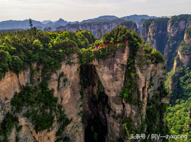 张家界森林公园，张家界森林公园最美景点介绍一下（瞰山河：张家界国家森林公园）