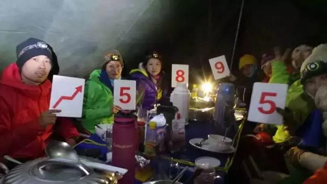 乞力马扎罗山海拔多少，海拔5895米的乞力马扎罗