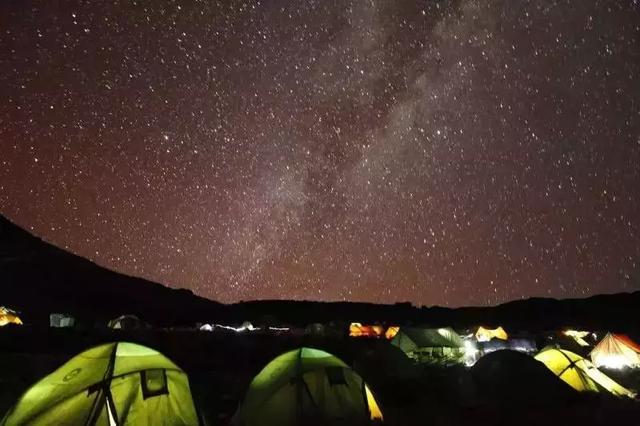 乞力马扎罗山海拔多少，海拔5895米的乞力马扎罗