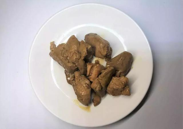 健身吃的水煮鸡胸肉要怎么做，健身人士最爱的即食鸡胸肉