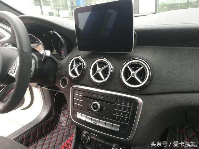 情人节送什么给男朋友给媳妇春节和情人节的礼物，喜提奔驰GLA 200极地限量版