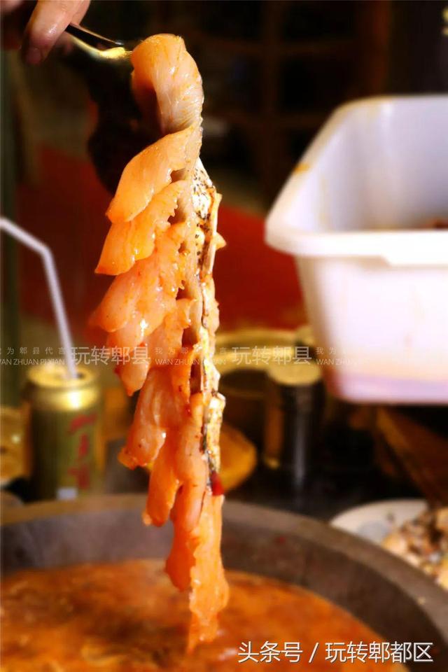 徽州最好吃的浆水鱼，藏在水乡古镇里的苗苗鱼