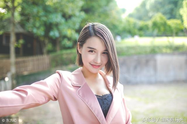  肩宽的女生适合什么衣服，适合肩宽的女生穿衣（看好别穿错了）