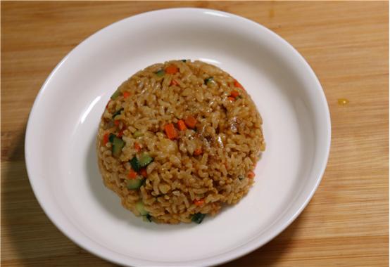 蛋包饭做法简单营养又美味，鸡蛋包饭简单又好吃的做法