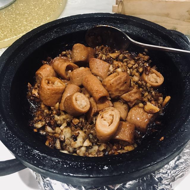 猪大肠的做法大全视频，猪大肠怎么做的最好吃（肥肠怎么洗，才干净无腥臭味）