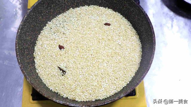 何大厨教你做清蒸排骨，地道的酱蒸排骨