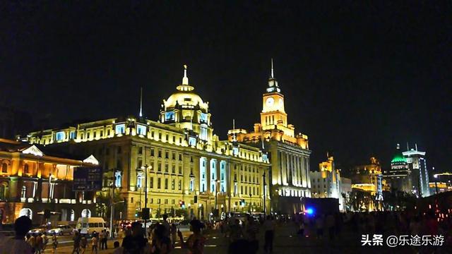 上海外滩以前的样子vs现在的样子，270多年前这里还是一片烂泥滩