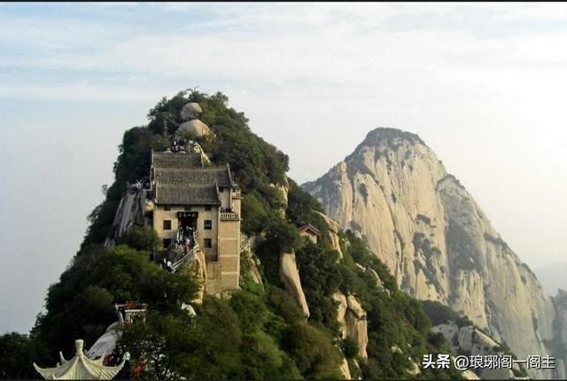 奇险天下第一山，天下奇险第一山（奇险天下第一峰华山在哪里）