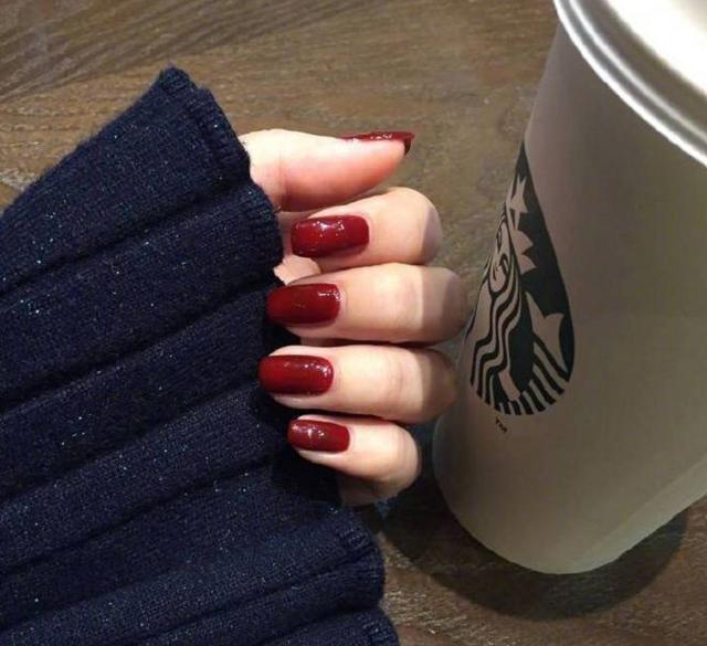 好看的显白的纯色美甲推荐，好看又显白系列美甲