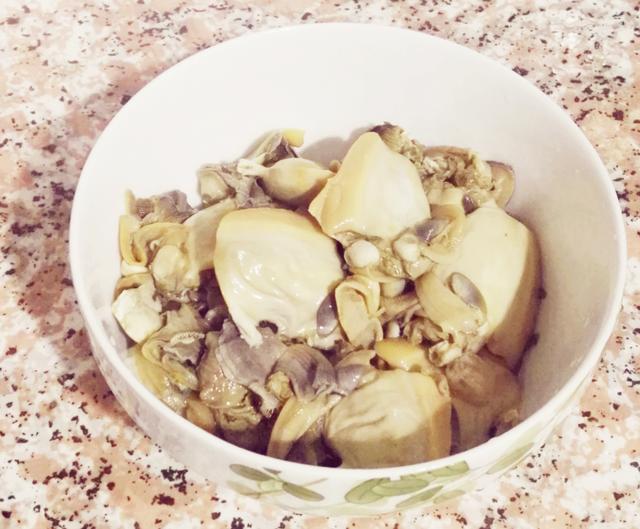 河蚌汤怎么煮好吃，做一锅汤浓味美的河蚌排骨汤