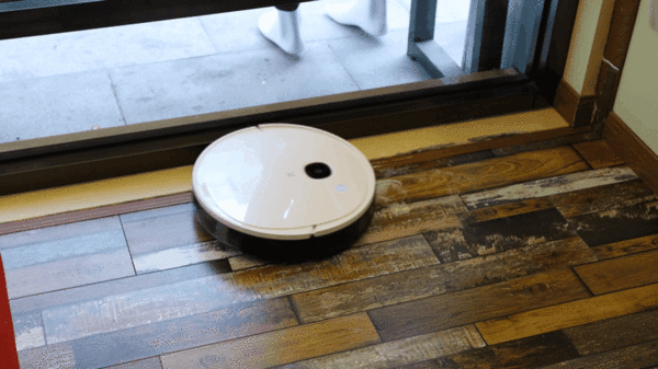 科沃斯各大扫地机器人评测，科沃斯扫地机器人DEEBOT