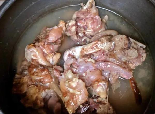 怎样酱猪蹄更好吃，猪蹄又香又入味