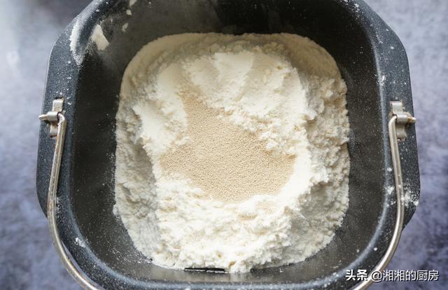 一次发酵馒头超简单的做法，馒头的懒人做法