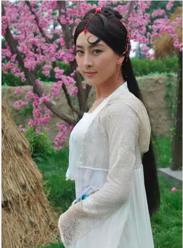 宝莲灯玉帝喜欢嫦娥吗，《宝莲灯》让曹骏爆红