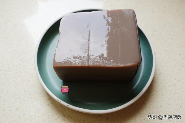 陕南橡子凉粉，给家人炒盘橡子凉粉