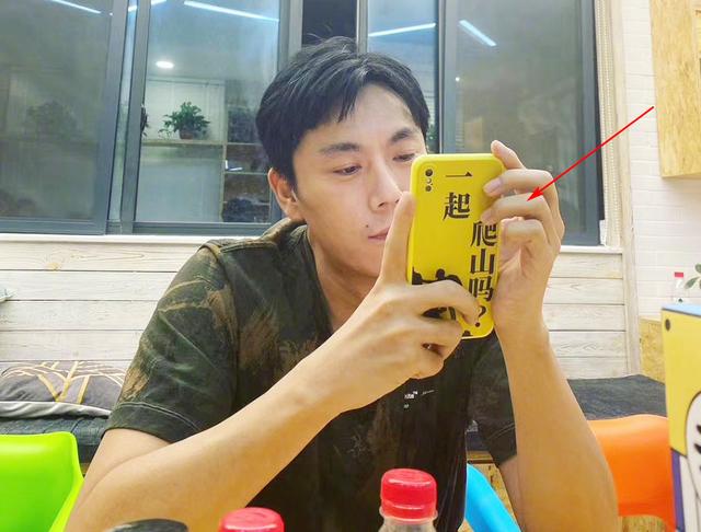 秦昊爬山什么梗，秦昊“和张东升一起爬山”的梗你们玩够了没有