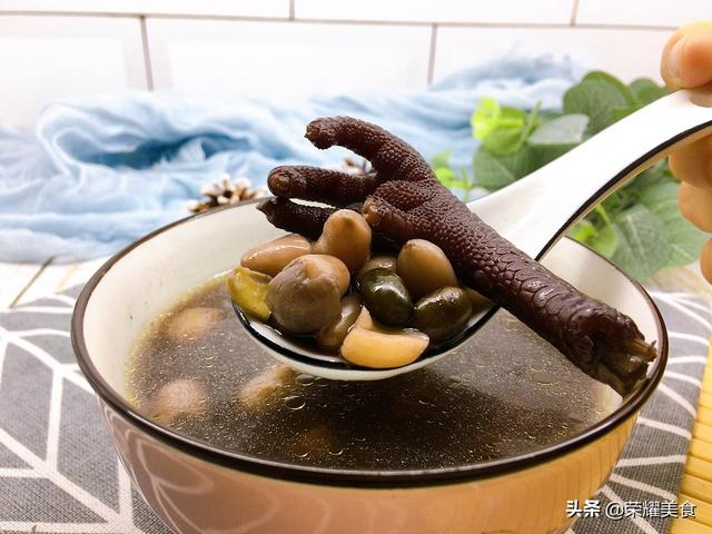 黑豆汤的做法与功效，这黑豆汤正合适