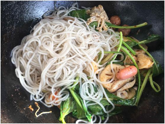 直接加麻酱就错了，麻辣拌麻酱调制方法