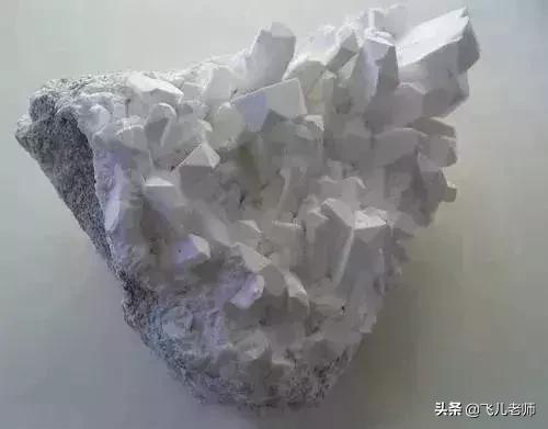 橡皮泥玩具是否有毒，孩子玩的水晶泥竟然有毒