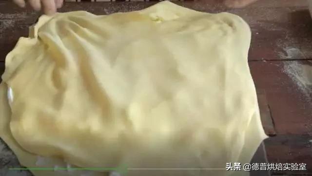 擀面杖如何制作，有时候擀面杖也能做出艺术甜品