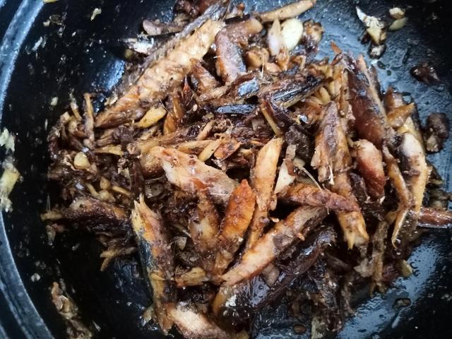 咸鱼怎么做好吃，咸鱼怎么做好吃大全（做小零食、下酒菜都不错）