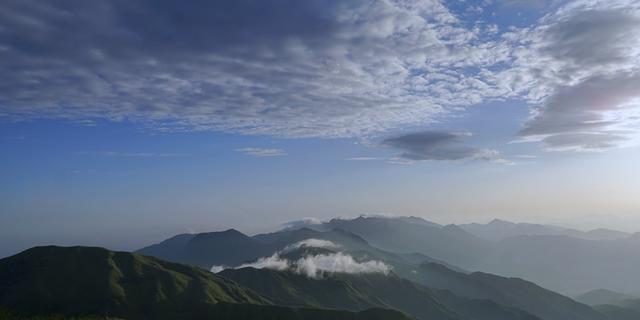 武功山旅游攻略，武功山旅游攻略一日游（江西武功山\u0026仙凤三宝亲子游记）